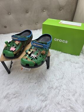 Crocs Minecraft Classic Clog Men’s 12 NWT